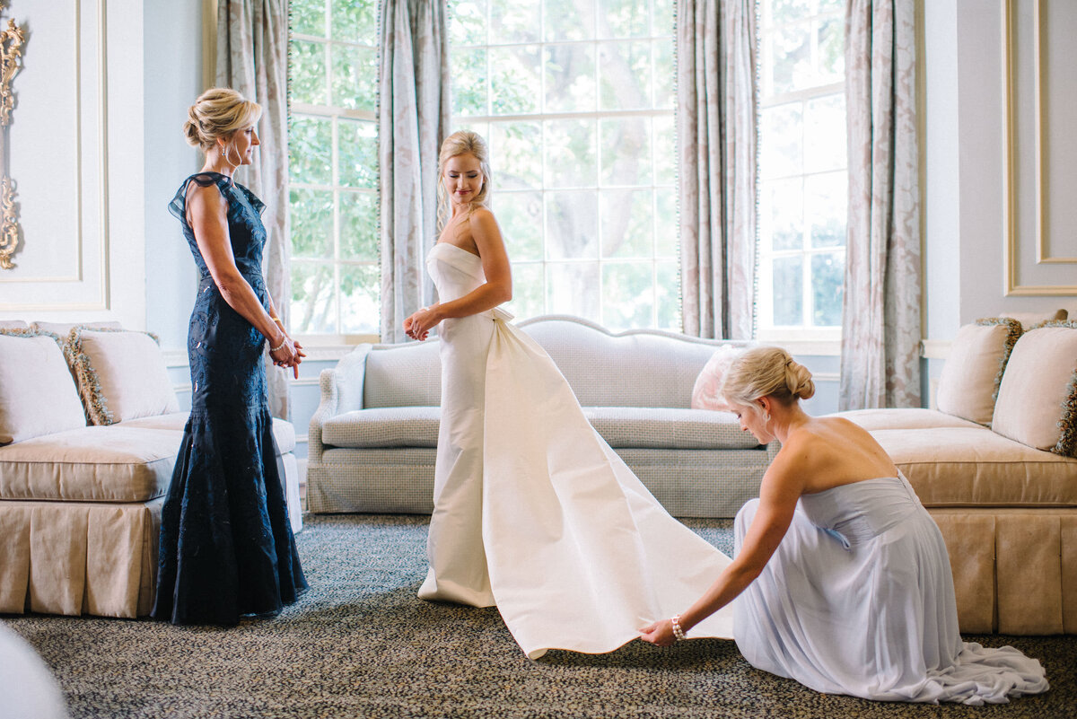 Charlotte Country Club Wedding Photo Ideas | Best Wedding Photographers in the World