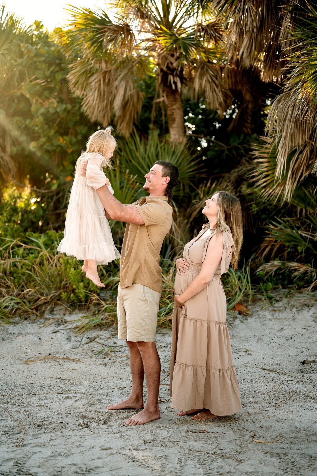 Shantie Family Portraits 2024 - Chasing Creative-8