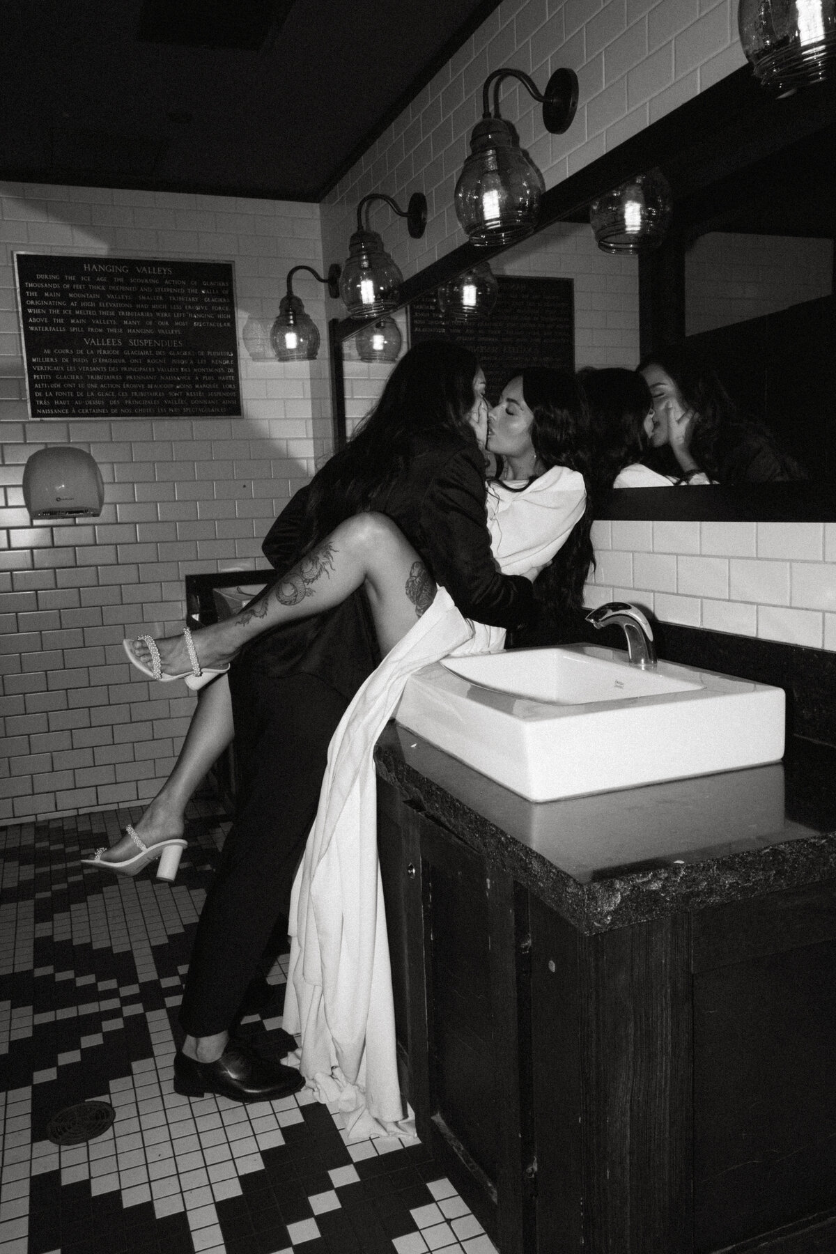 funky wedding photos