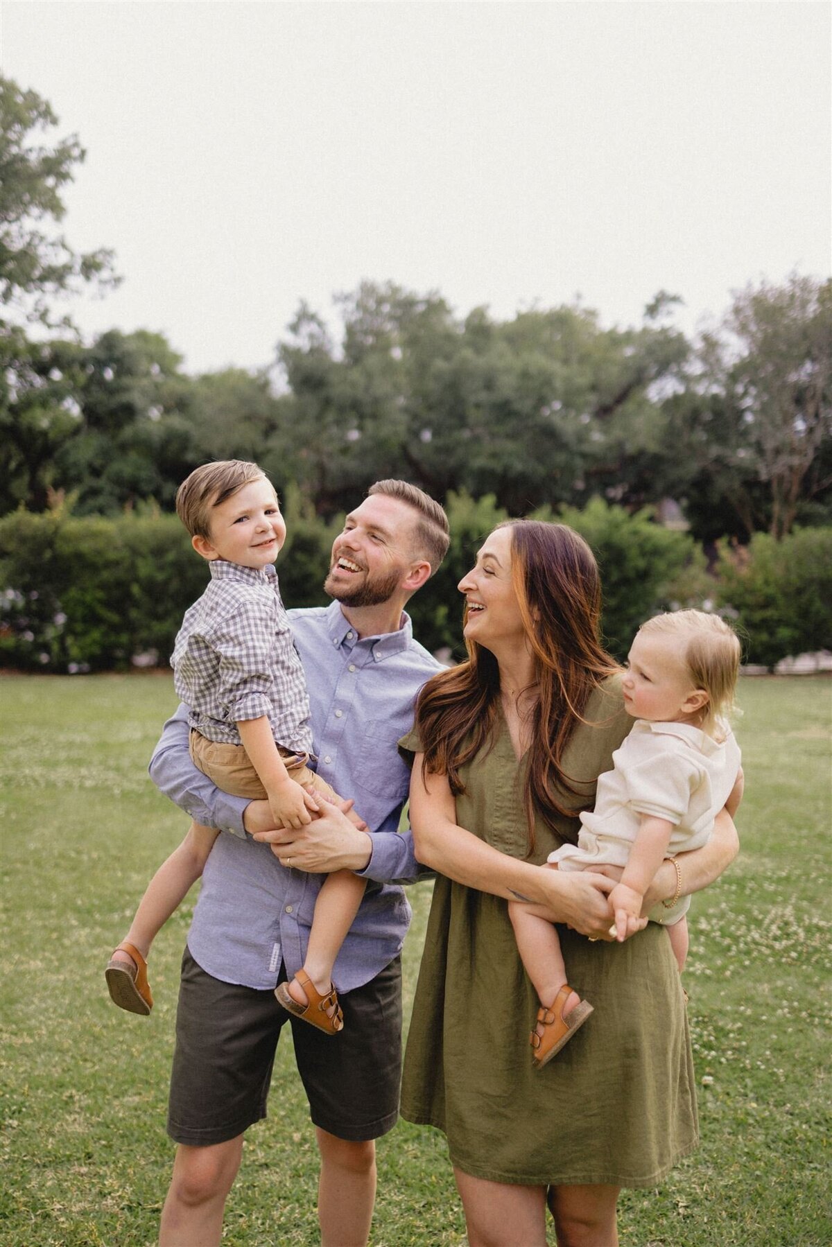 Ortego_Family_0001_R5QC0137_websize