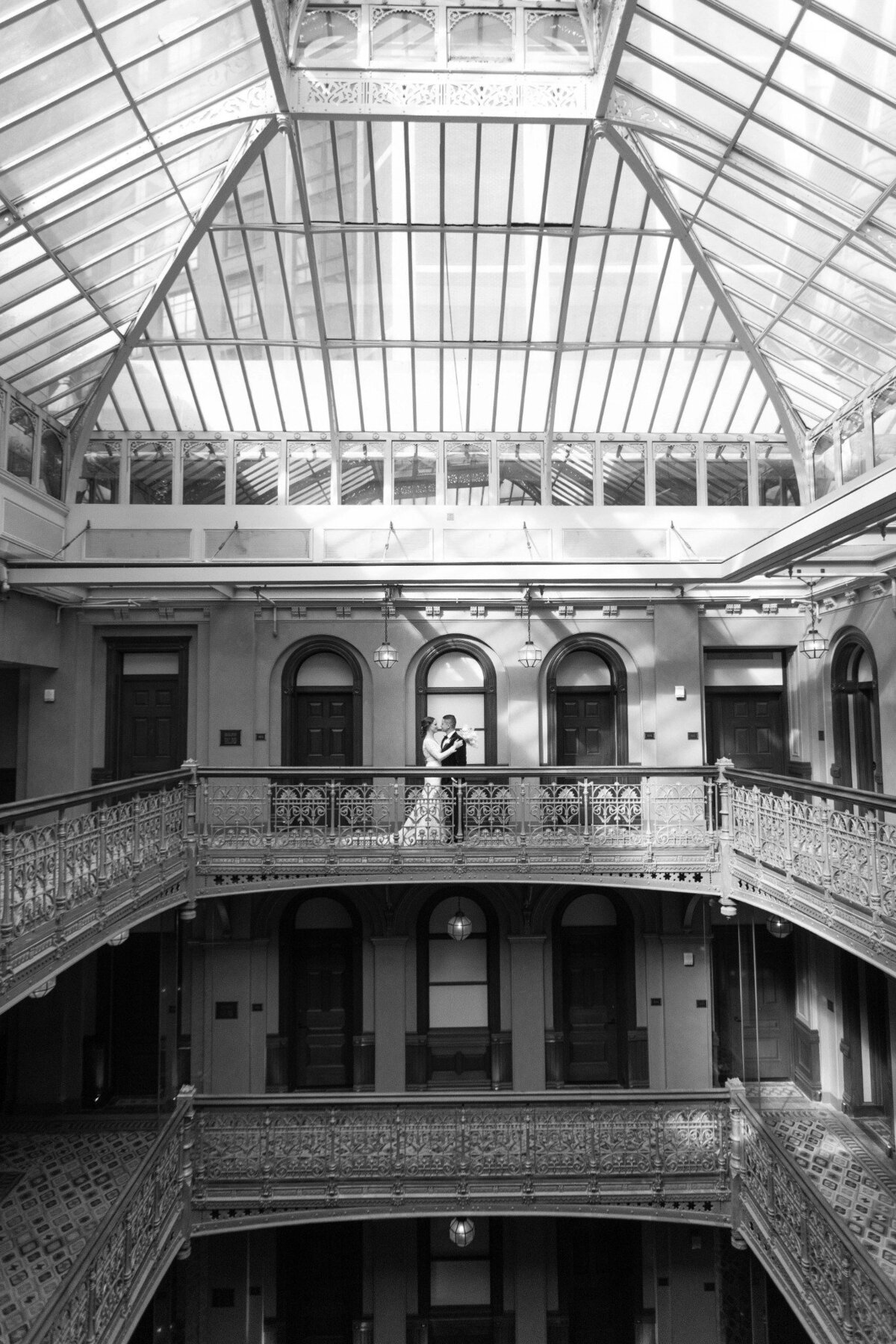 nyc-historic-building-wedding-photo-interior