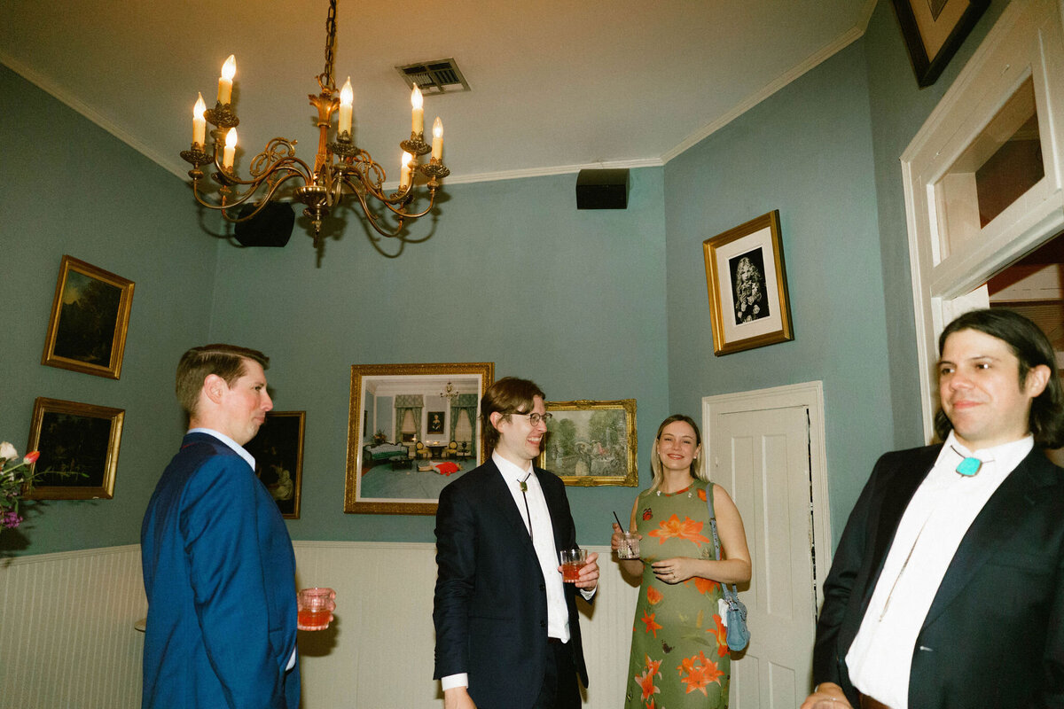 Party_Jen&ChrisWeddingPhotos_AustinWeddingPhotographer_HereafterFilms-185