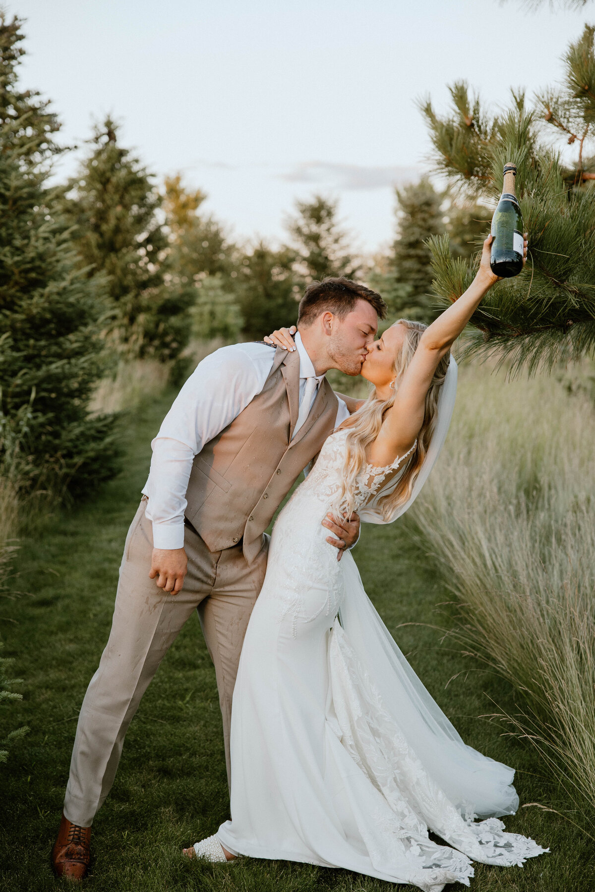 Wedding Photographers Fargo ND