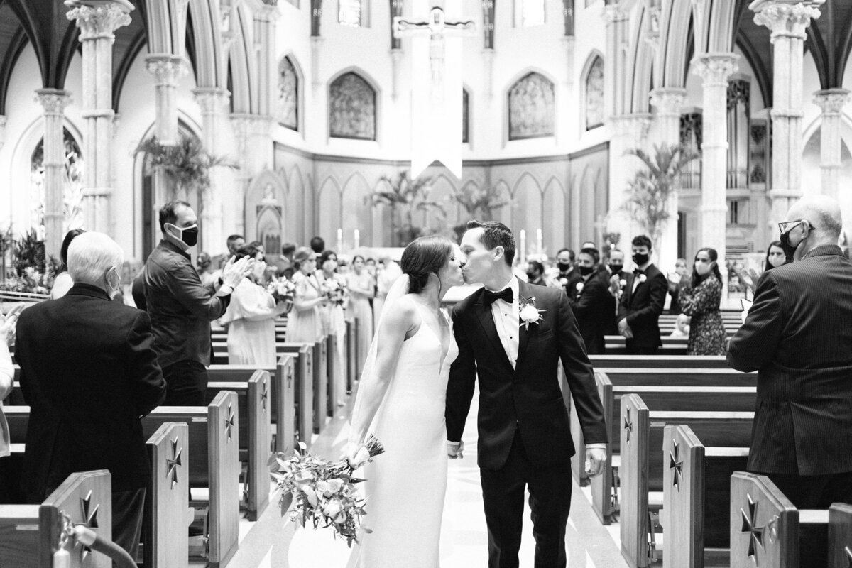 rempel-photography-chicago-wedding-photography-bright-colorful-timeless-fun-the-ivy-room-in-may-holy-name-cathedral_0183
