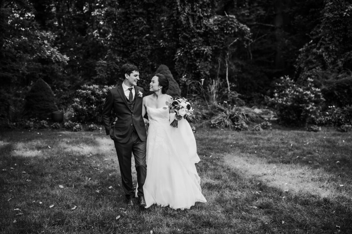 New_Hampshire_Wedding_Photographer_Bedford_Village_Inn-33