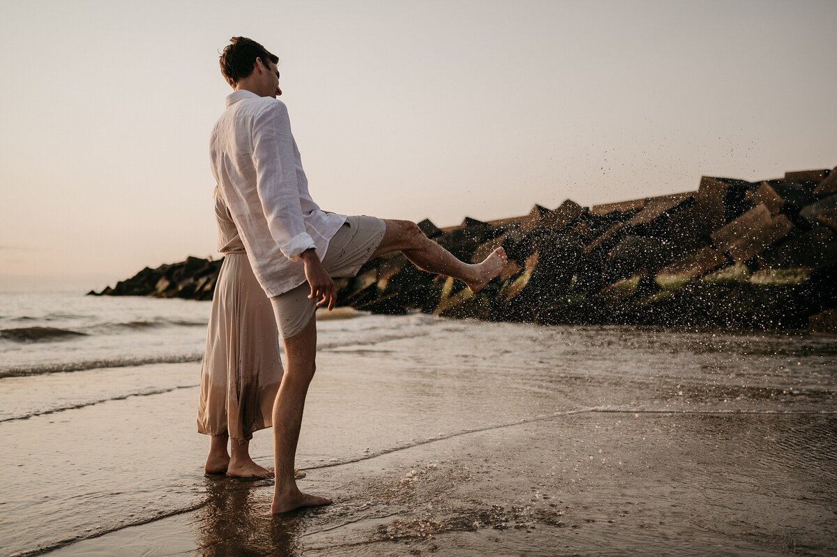 loveshoot-strand-den-haag-louise-boonstoppel-fotografie_0105
