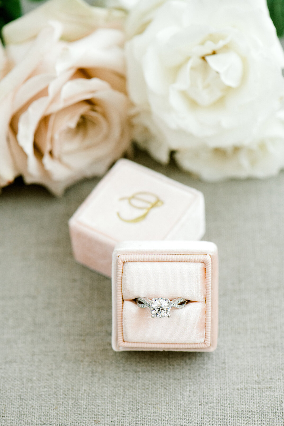 Allora & Ivy Event Co - Dallas Wedding Planner - Emily Andrew - The Olana