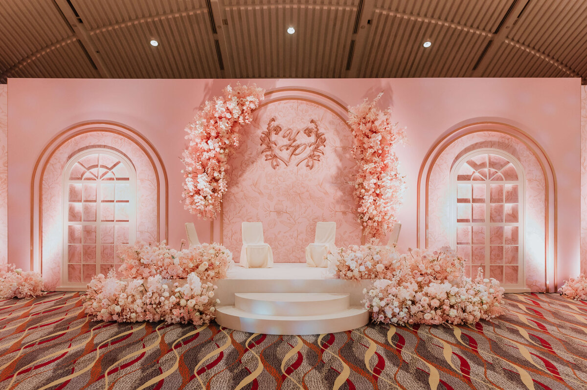 Hong Kong Convention Centre Wedding Head Table