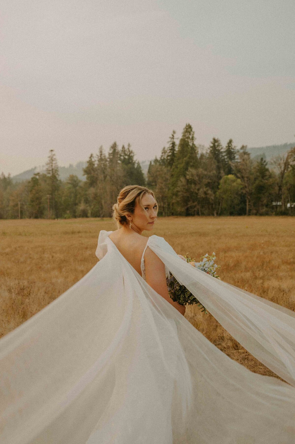 Mckenzie-River-Wedding-Photos-48