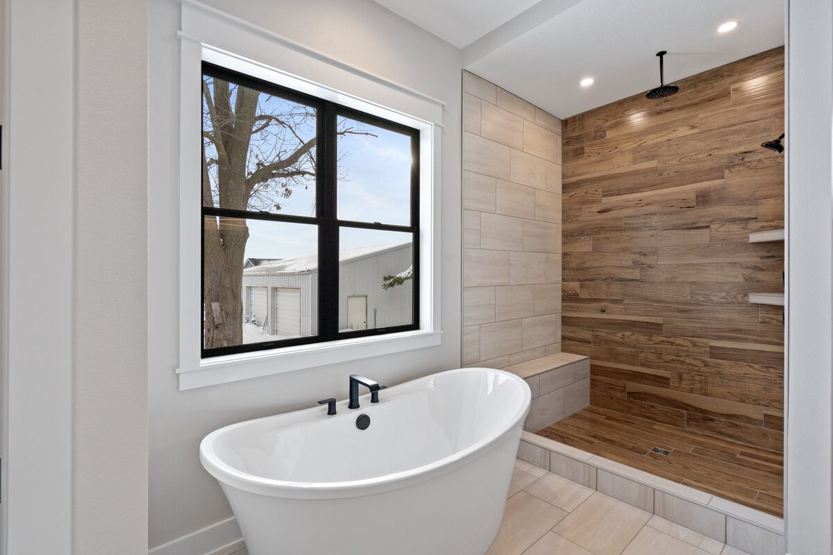 22-163 407 2nd St NW