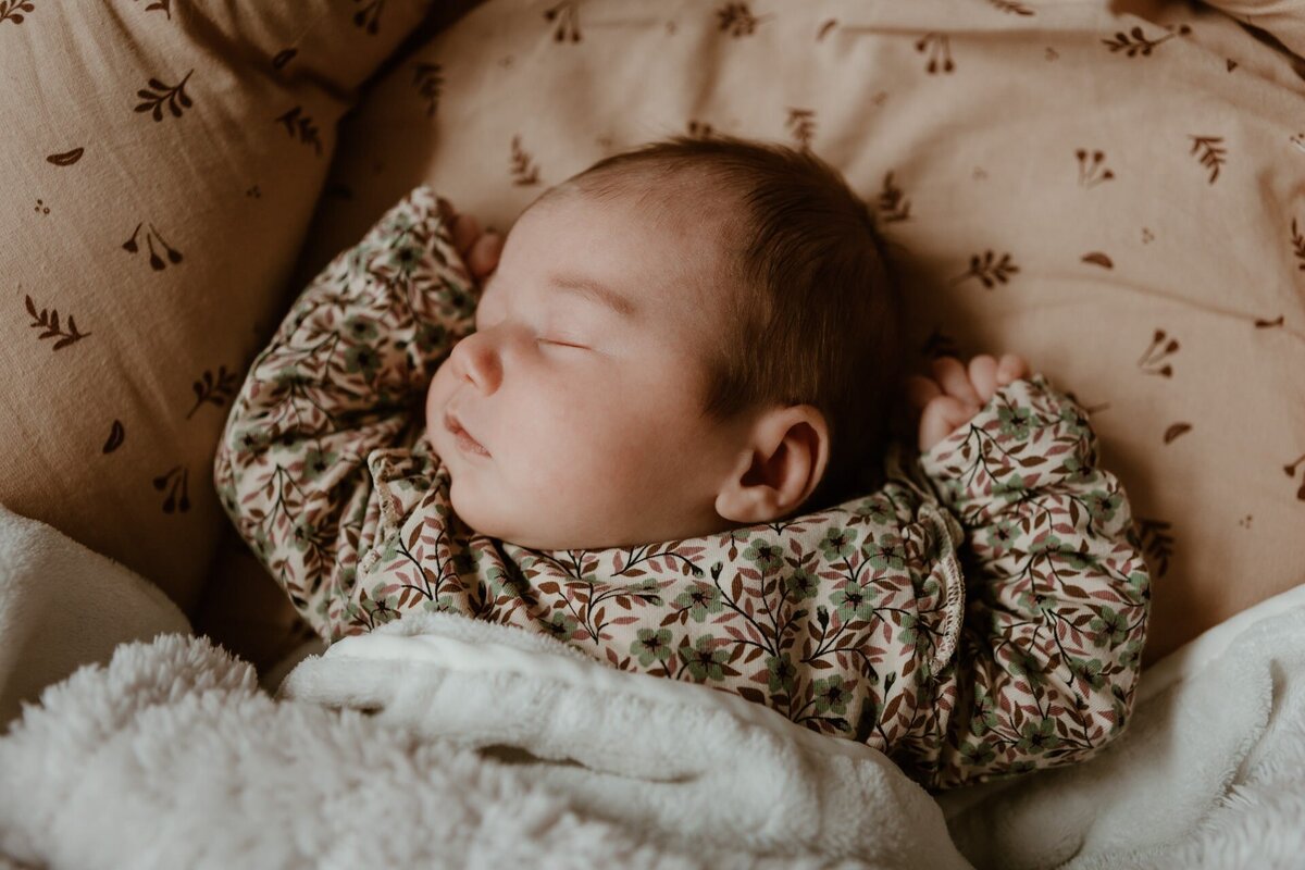 Droomlicht fotografie zwangerschap newborn gezin fotograaf zuid limburg Oirsbeek (16)