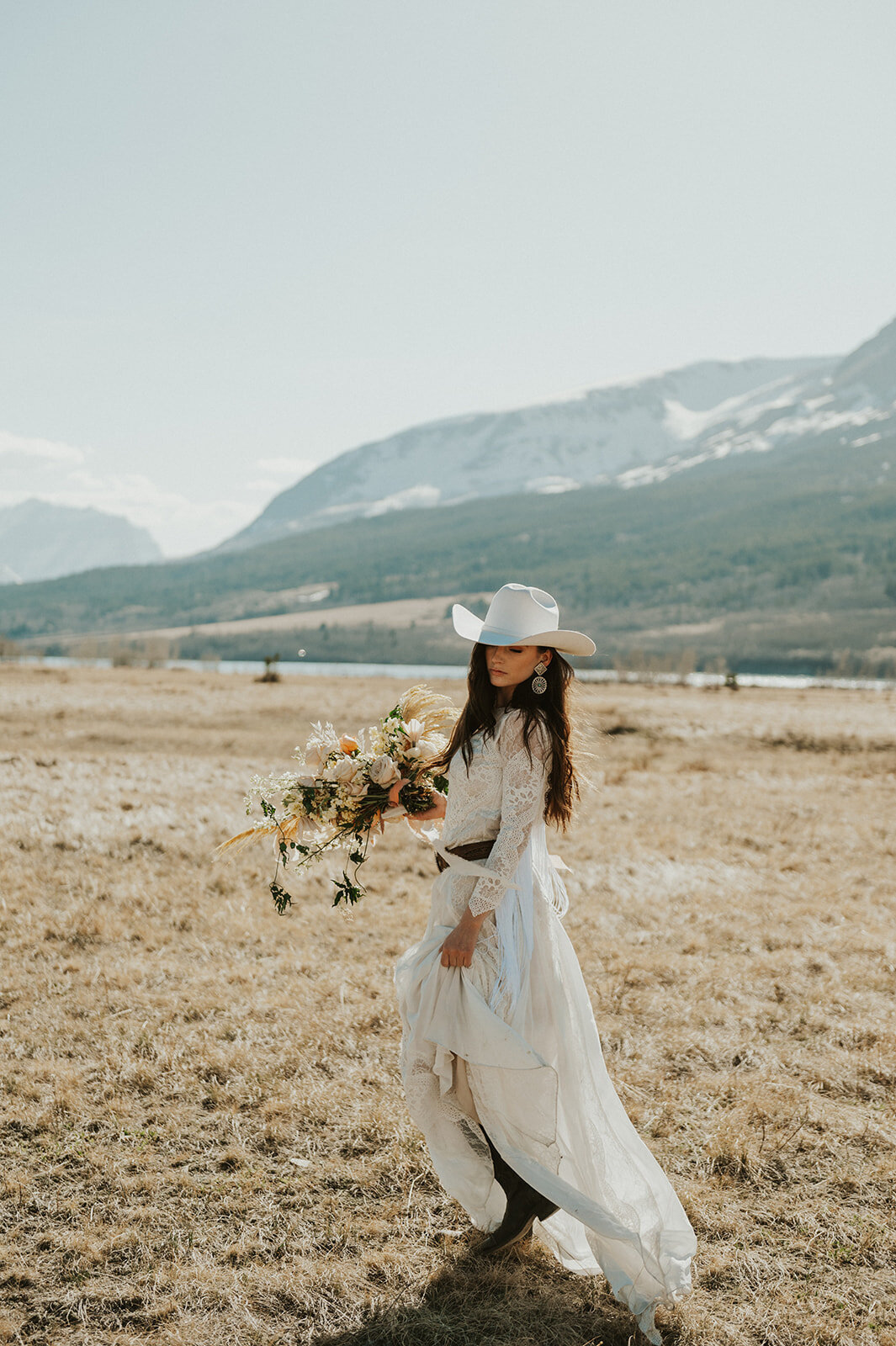 western-boho-glacier-park-elopement-presley-gray-photo-9943