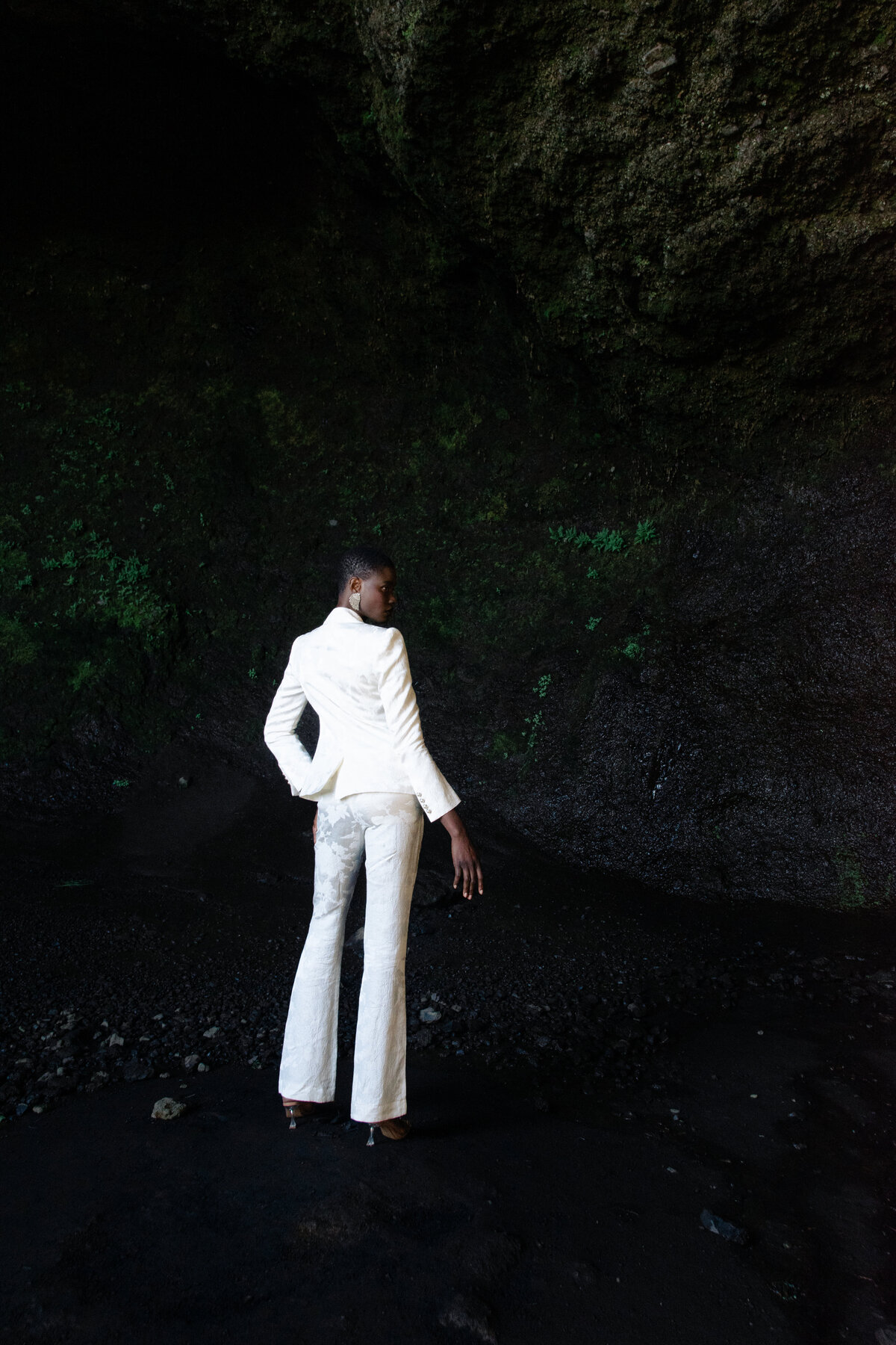 Iceland Bridal Portraitst  Foxtails Photography -10