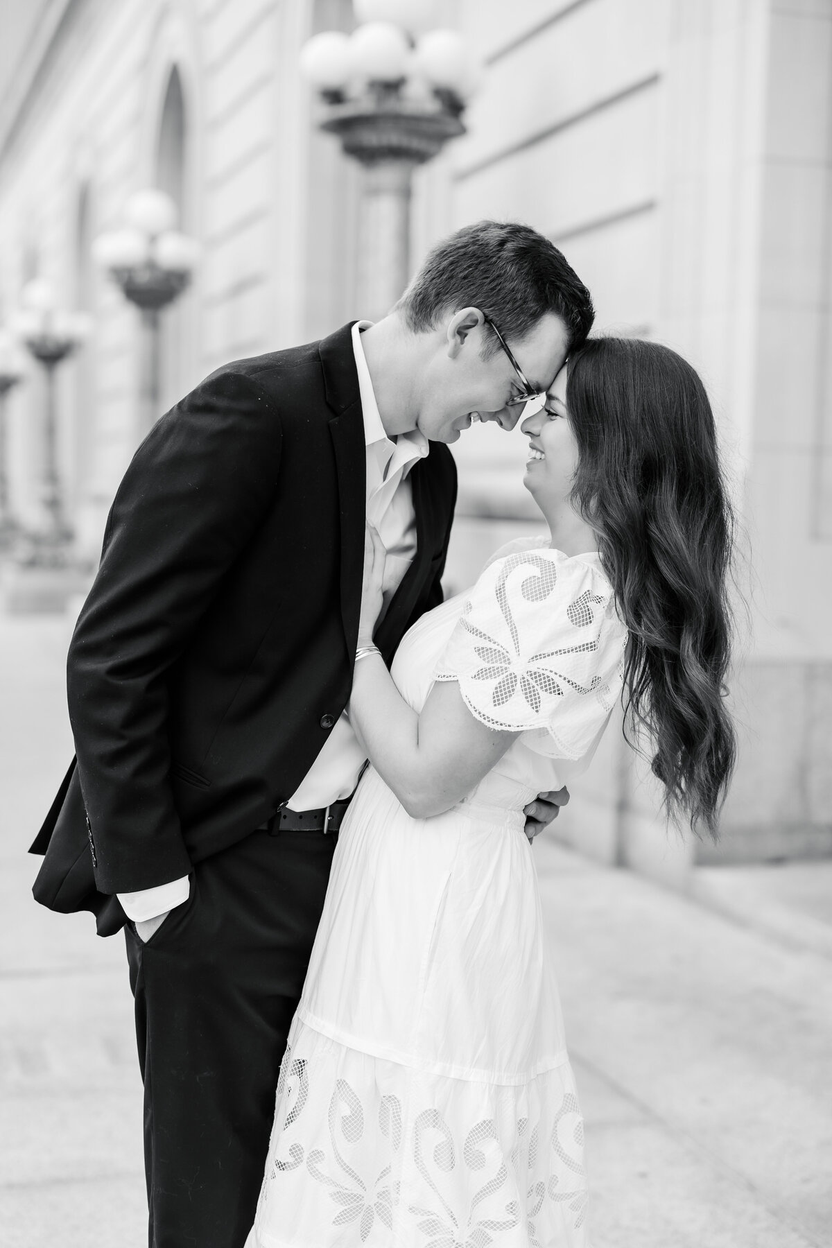 kasia-sickau-photography-cincinnati-wedding-photographer-liz-andrew-engagement-session-over-the-rhine11