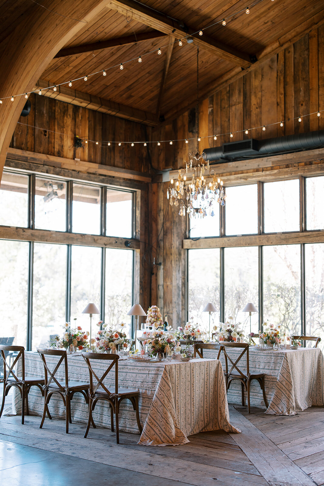 Cedar Lakes Estate Tablescape-79