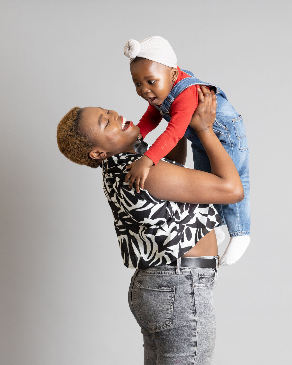 cozy-family-photo-shoot