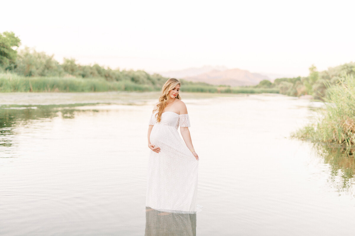 maternity session in river