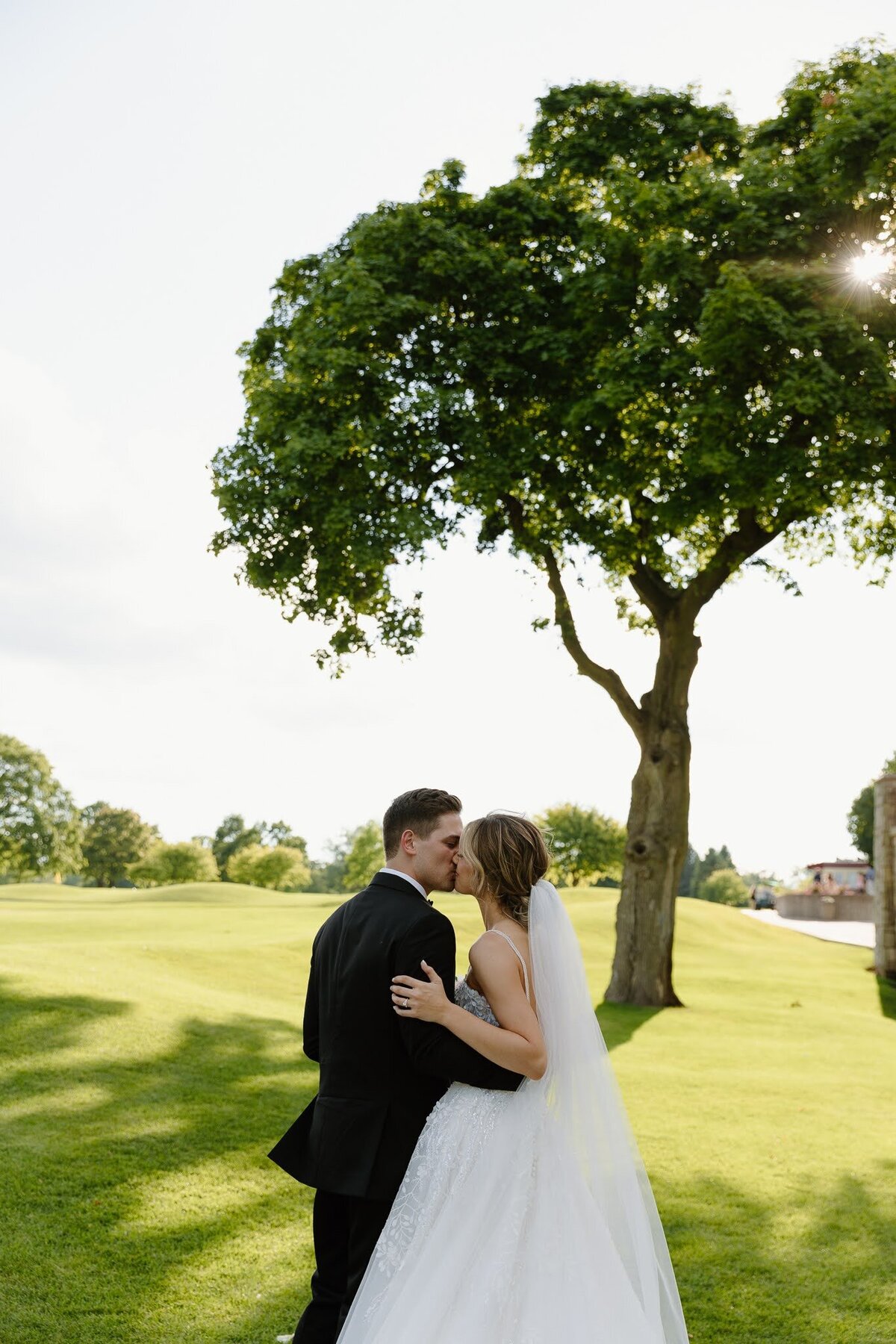 Nichole-Babiez-Photography-arrowhead-gold-course-country-club-summer-wedding-wheaton-geneva-chicago-photographer-illinois-editorial-luxury-destination--56