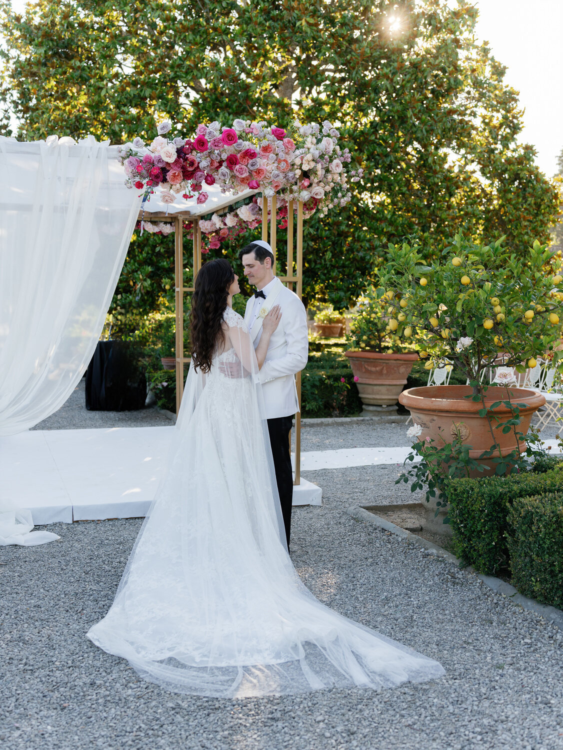 107-Bride-and-Groom-Portraits-at-Villa-Corsini-Tuscany-Italy