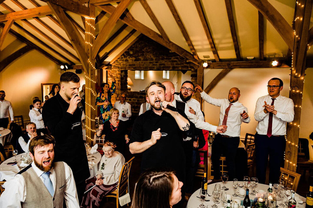 1CCD01F9-AEE8-47FC-B515-E9101C077E8F