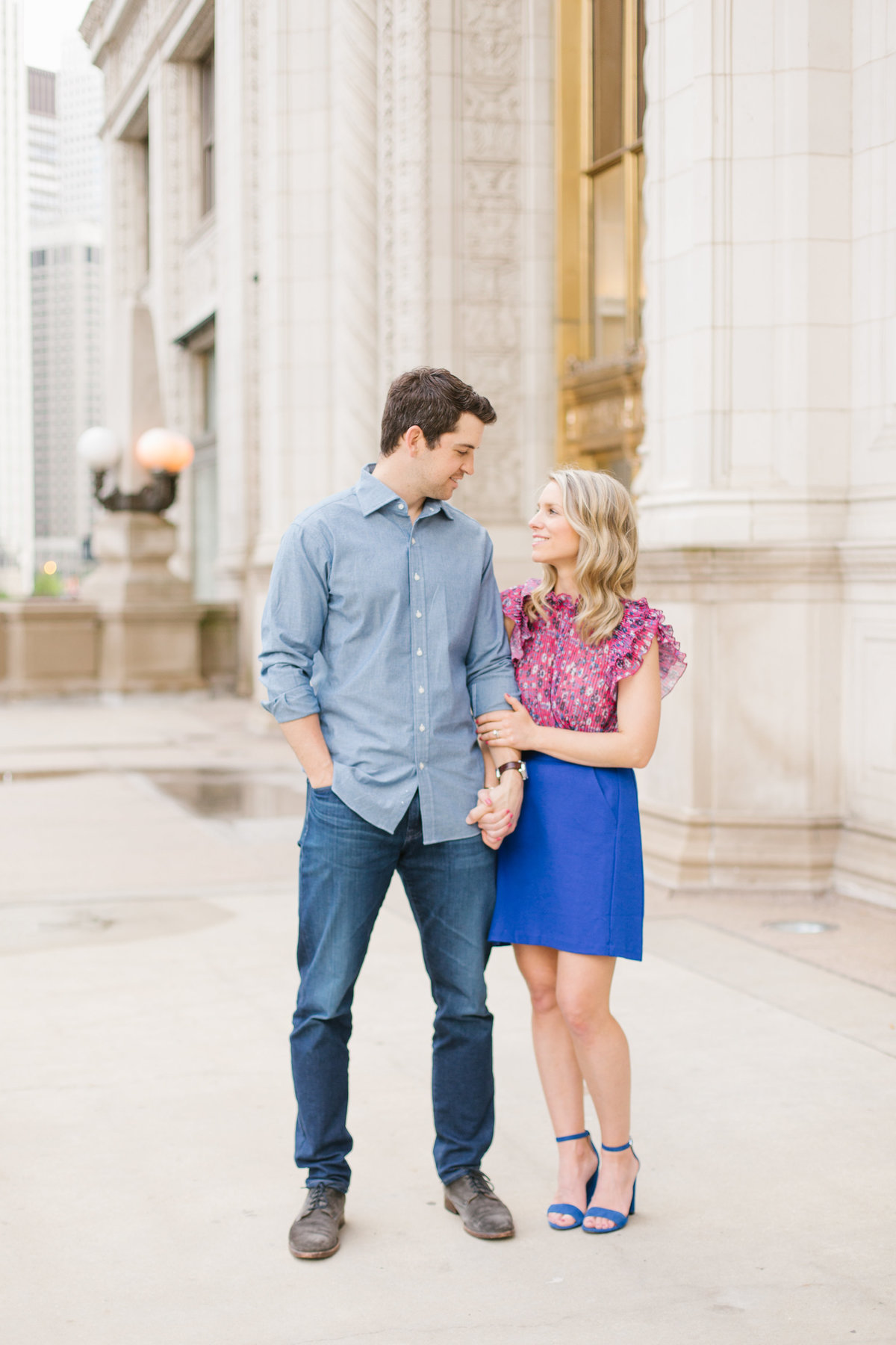 chicago-engagement-photography-wrigley-building-14