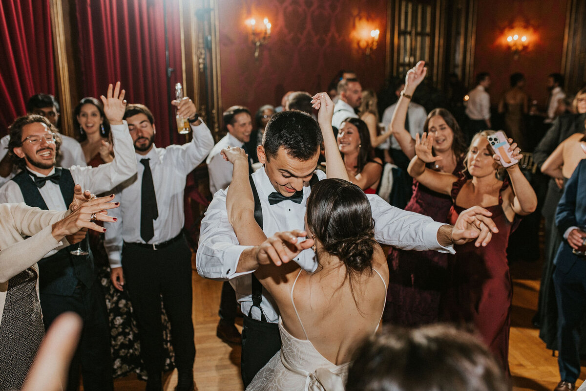 WELLING-FLORES.Wedding.EngineersClub-rcptn-253