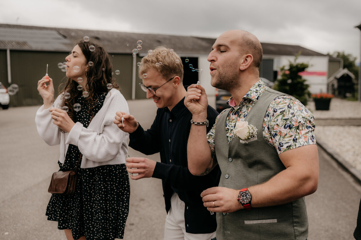 Pure Liefde Fotografie - Sergio & Tamara - Aankomst + Taart-28
