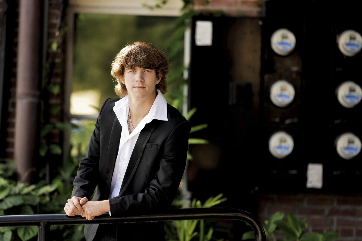 Alyssa Chappell Photography-Senior Guys-Fall-Jordan-10