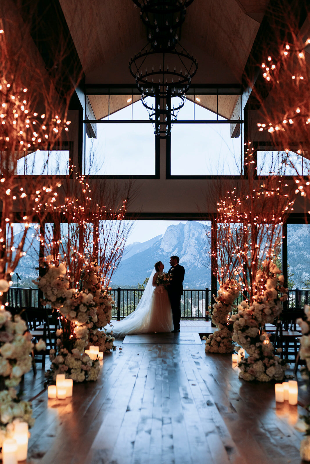 reTheBurrowWeddingPhotography-382