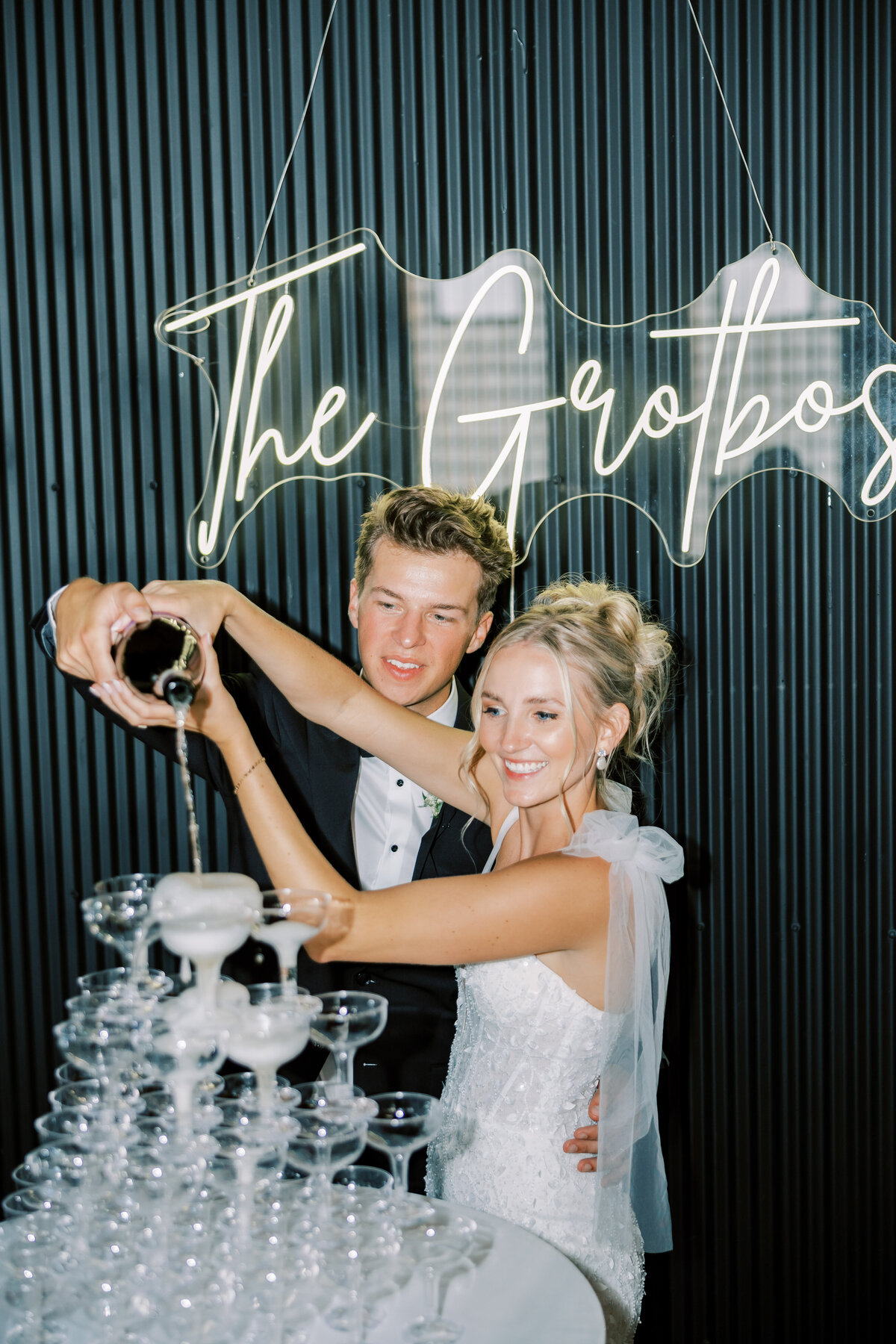 Minneapolis-wedding-photographer-10