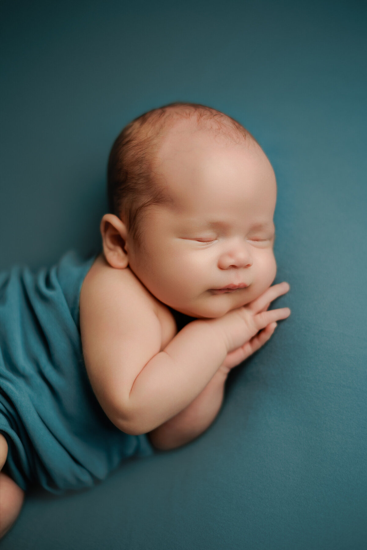 best newborn photography near me, NW Arkansas newborn portrait studio