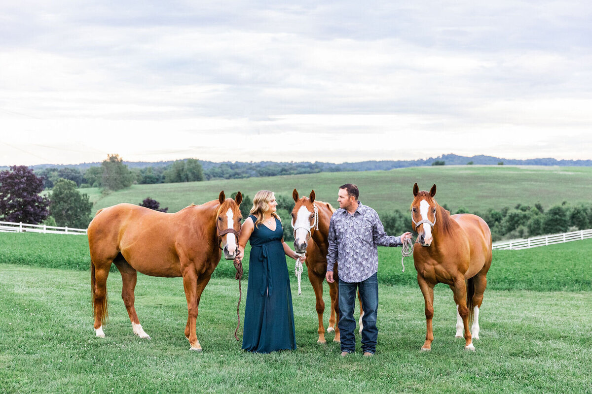 West-Virginia-Engagement-Photo-with-Horses_031