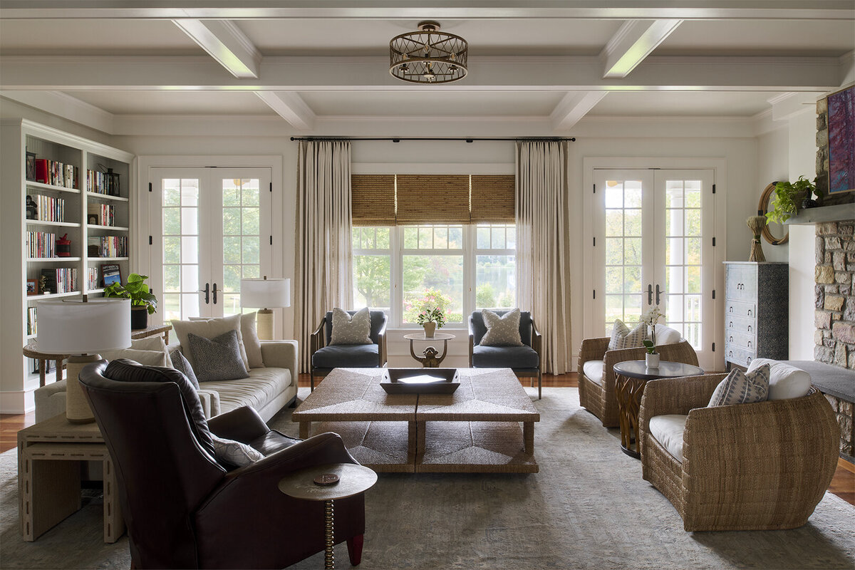 lantern_lores_living_01