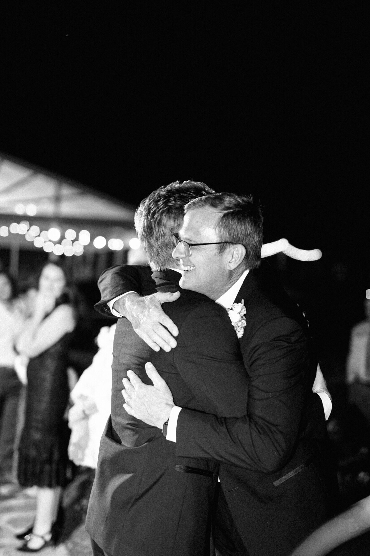 Hannah & Harrison - Dara's Garden - East Tennessee Wedding Photographer - Alaina René Photography-1-44