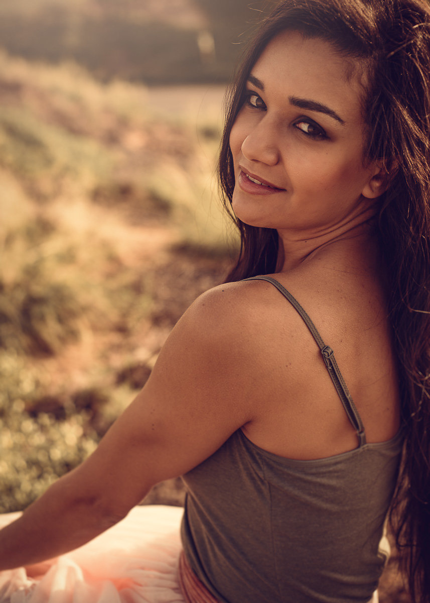 Abu-Dhabi-Senior-Portrait-Photographer50