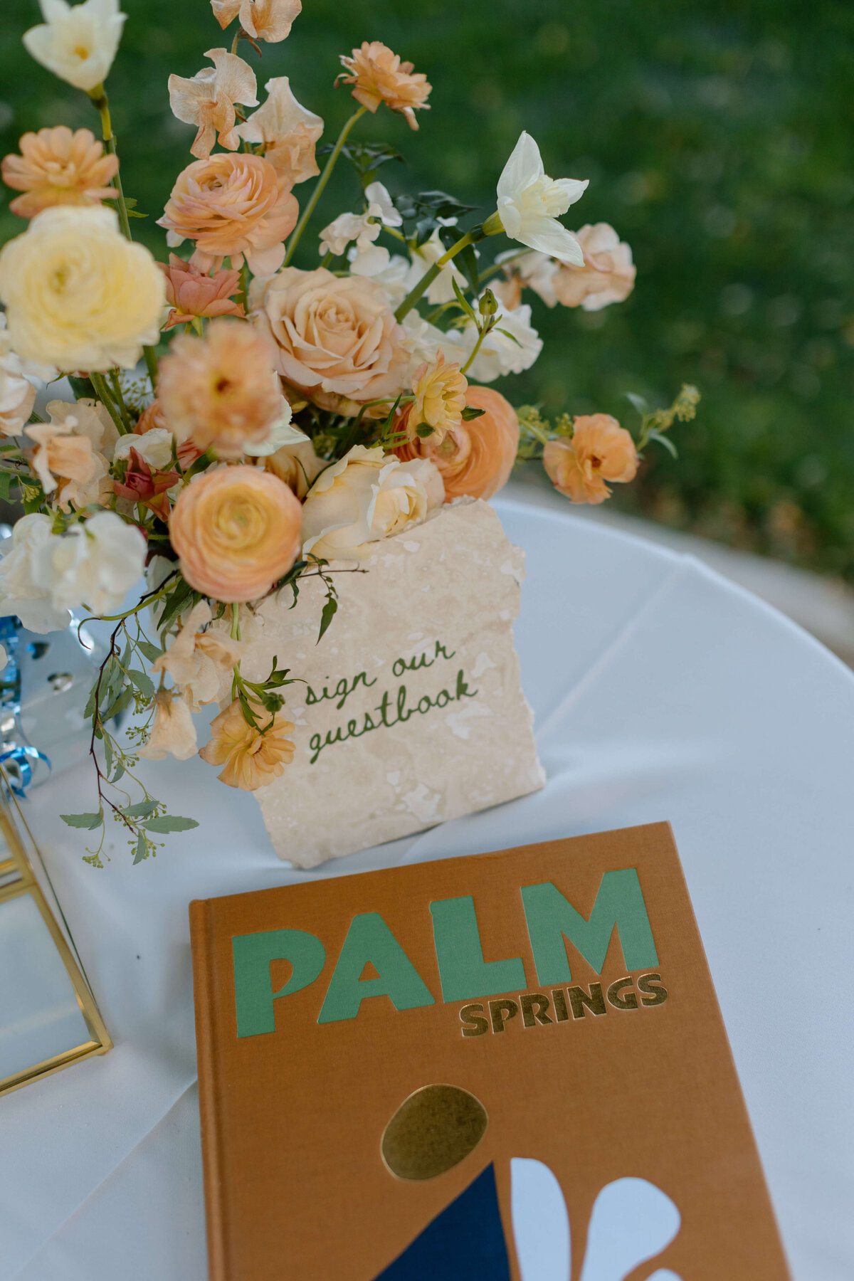 Bougainvillea_Estat_Palm_Springs_Wedding_9