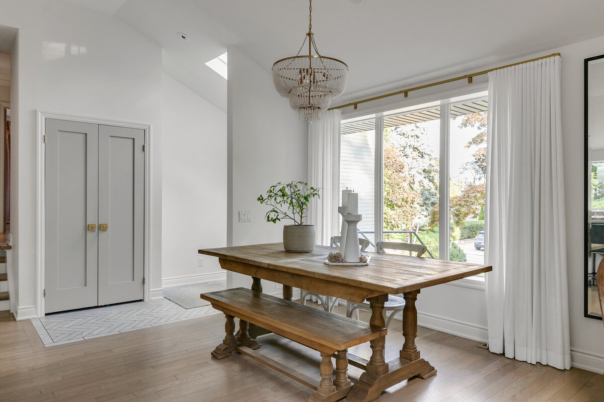 019_Dining Room