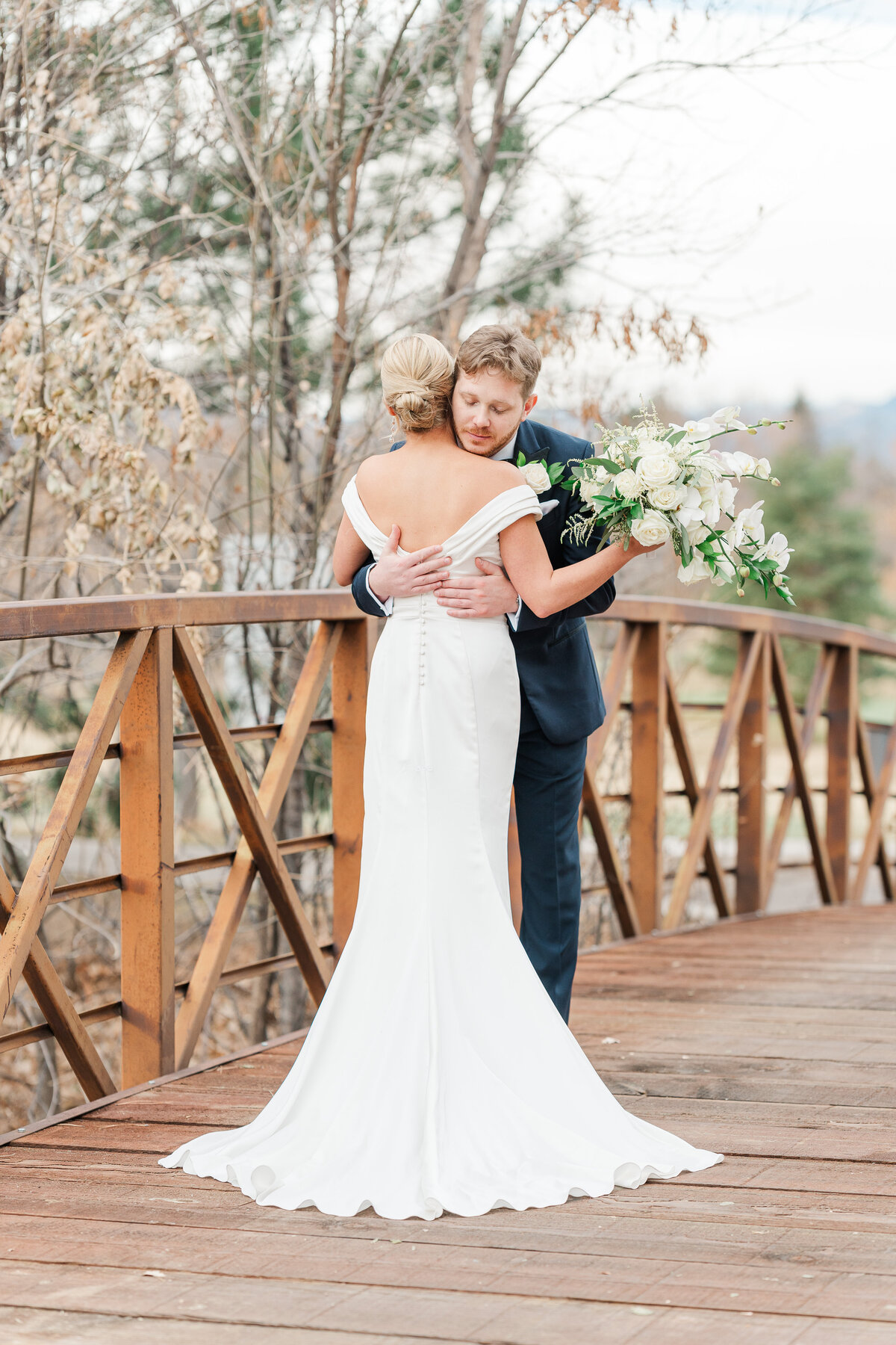 Wellshire Denver Colorado Classic Winter Wedding Elena Spraguer Photography 0016