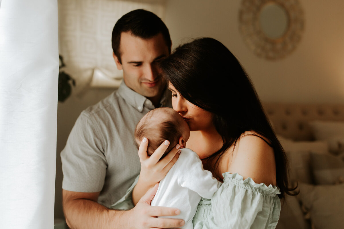 Chicago-Lifestyle-Newborn-Photographer-21