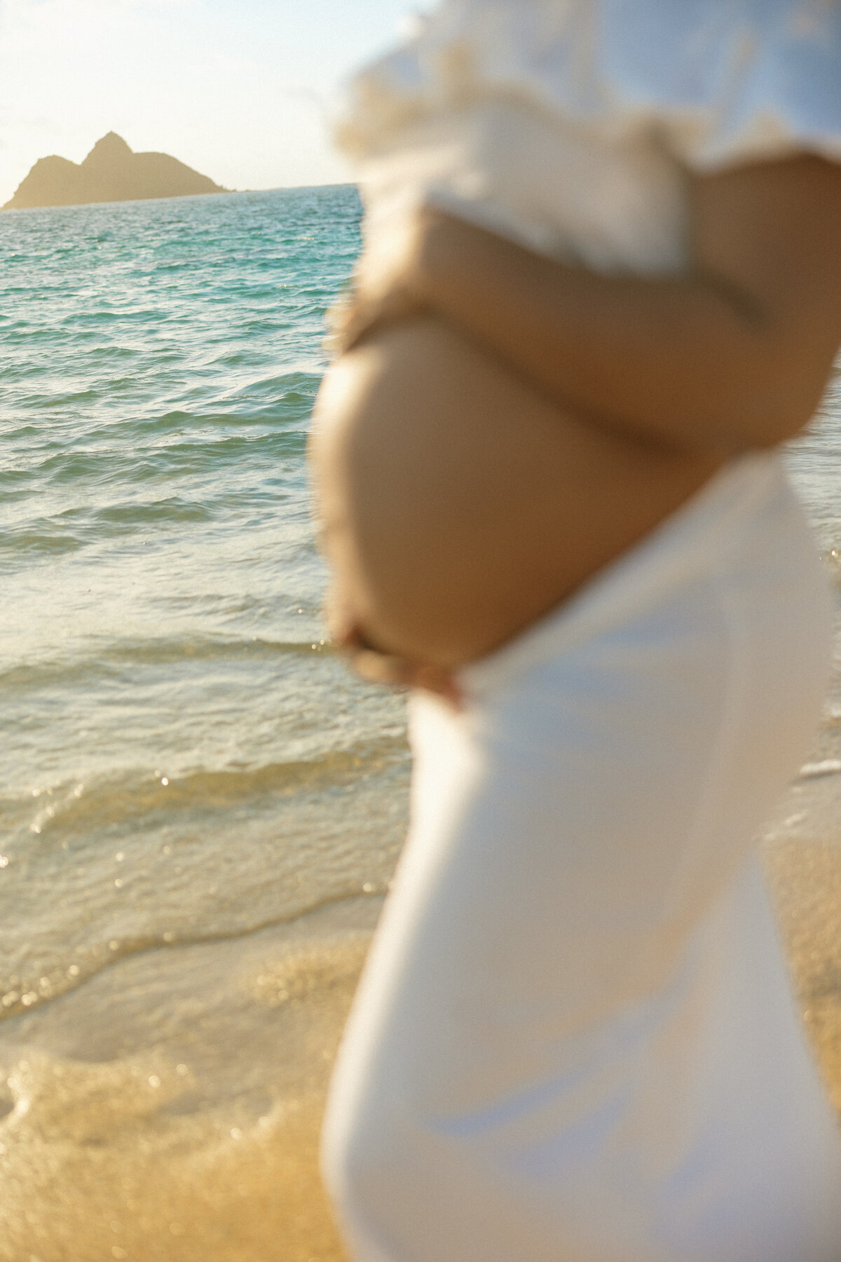 Maternity Photos in Oahu Hawaii