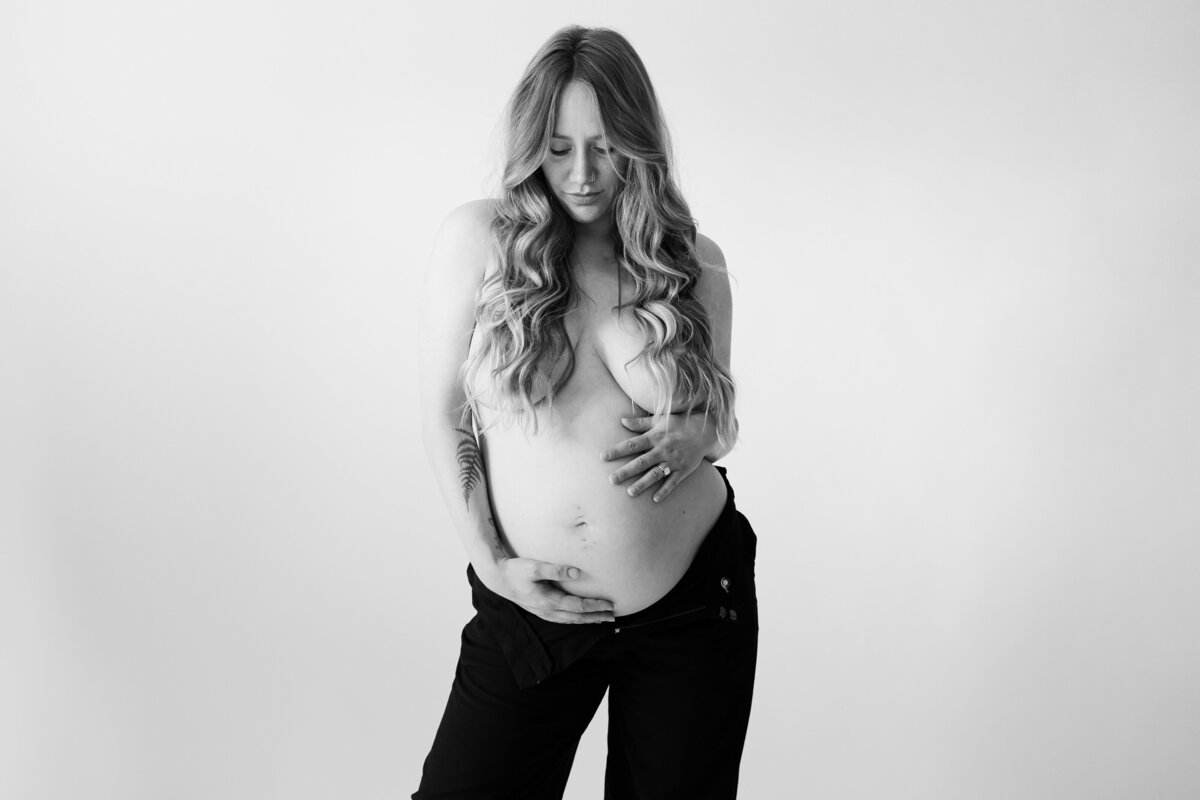 Maternity Photoshoot in Seattle & Bremerton WA-80