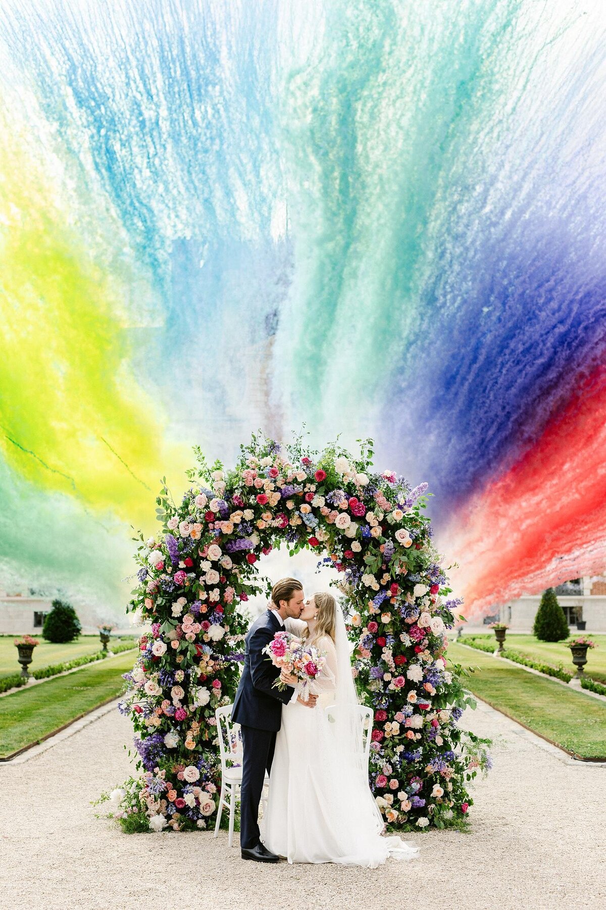 fashion-modern-candid-timeless-wedding-photographer-european-22