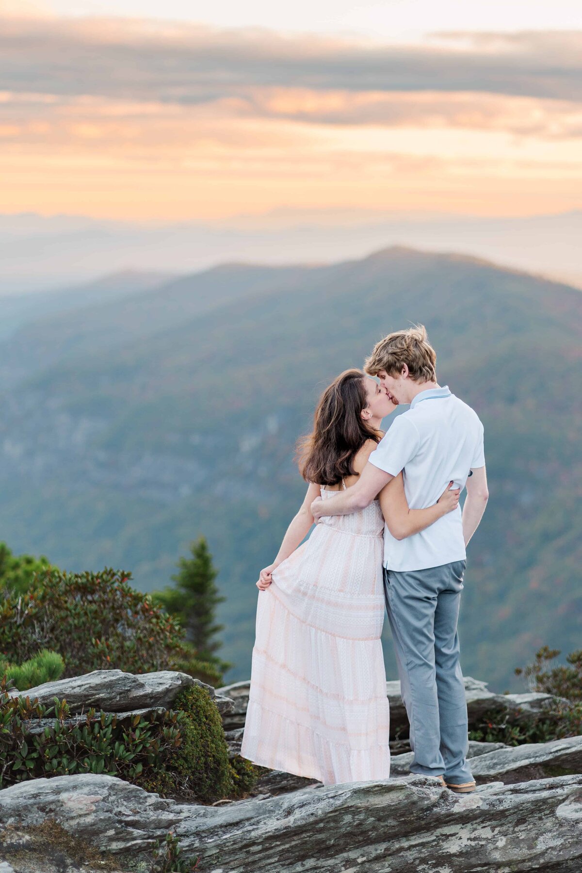Blue-Ridge-Couples-Photography (33)
