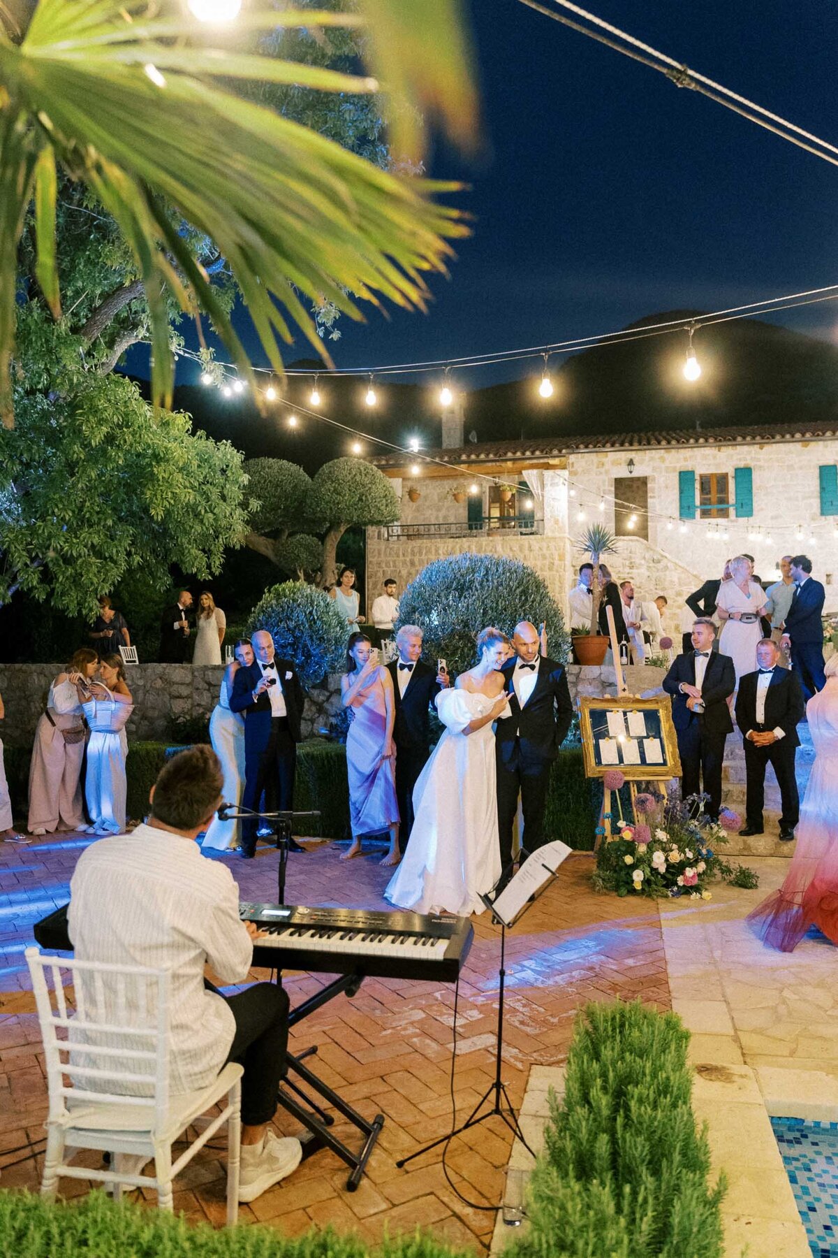 W1-Wedding-Photos-Alexander-and-Katerina-2023-07-08-2500px-1151