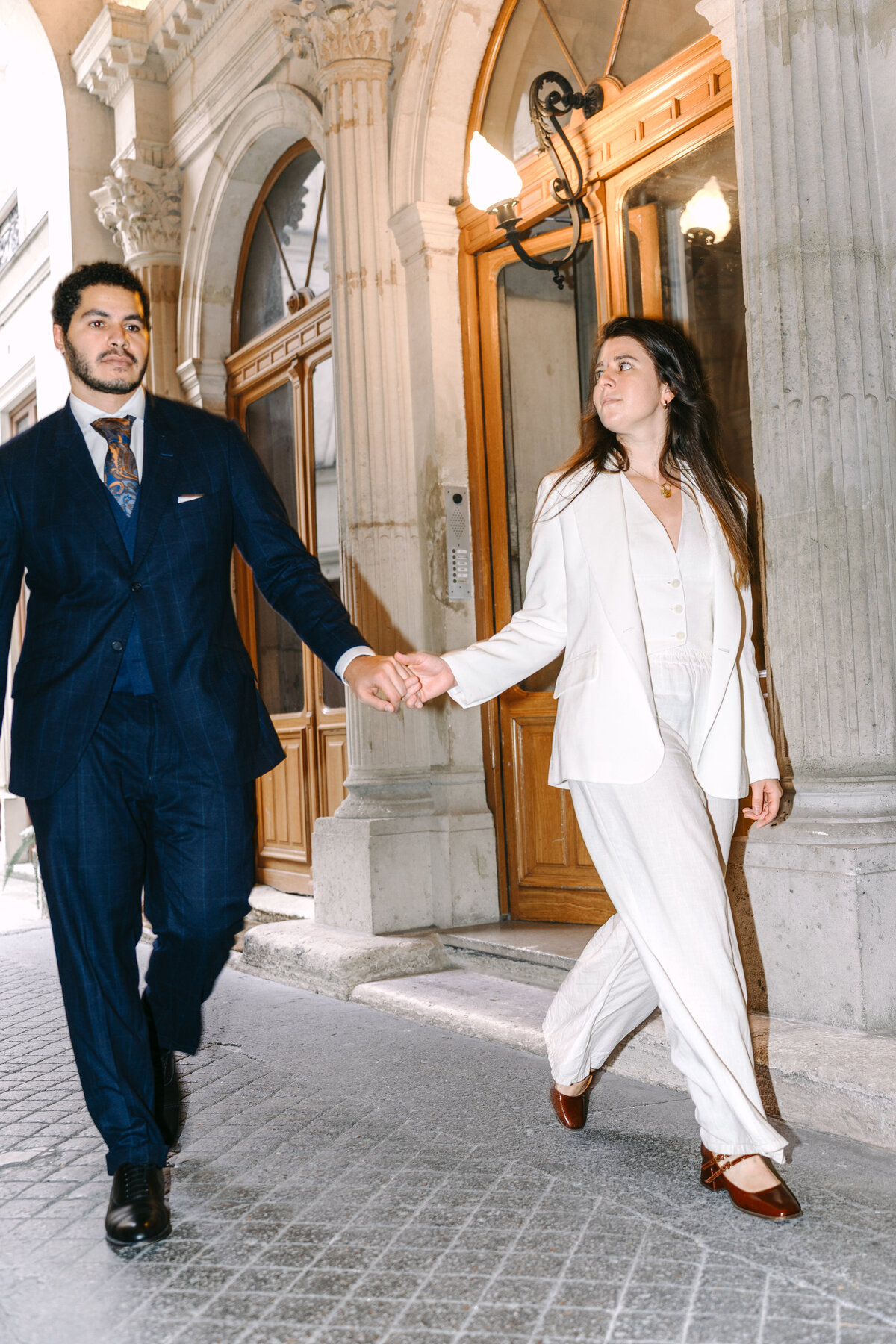 aurore poupon photographe love session paris wedding photographer-35