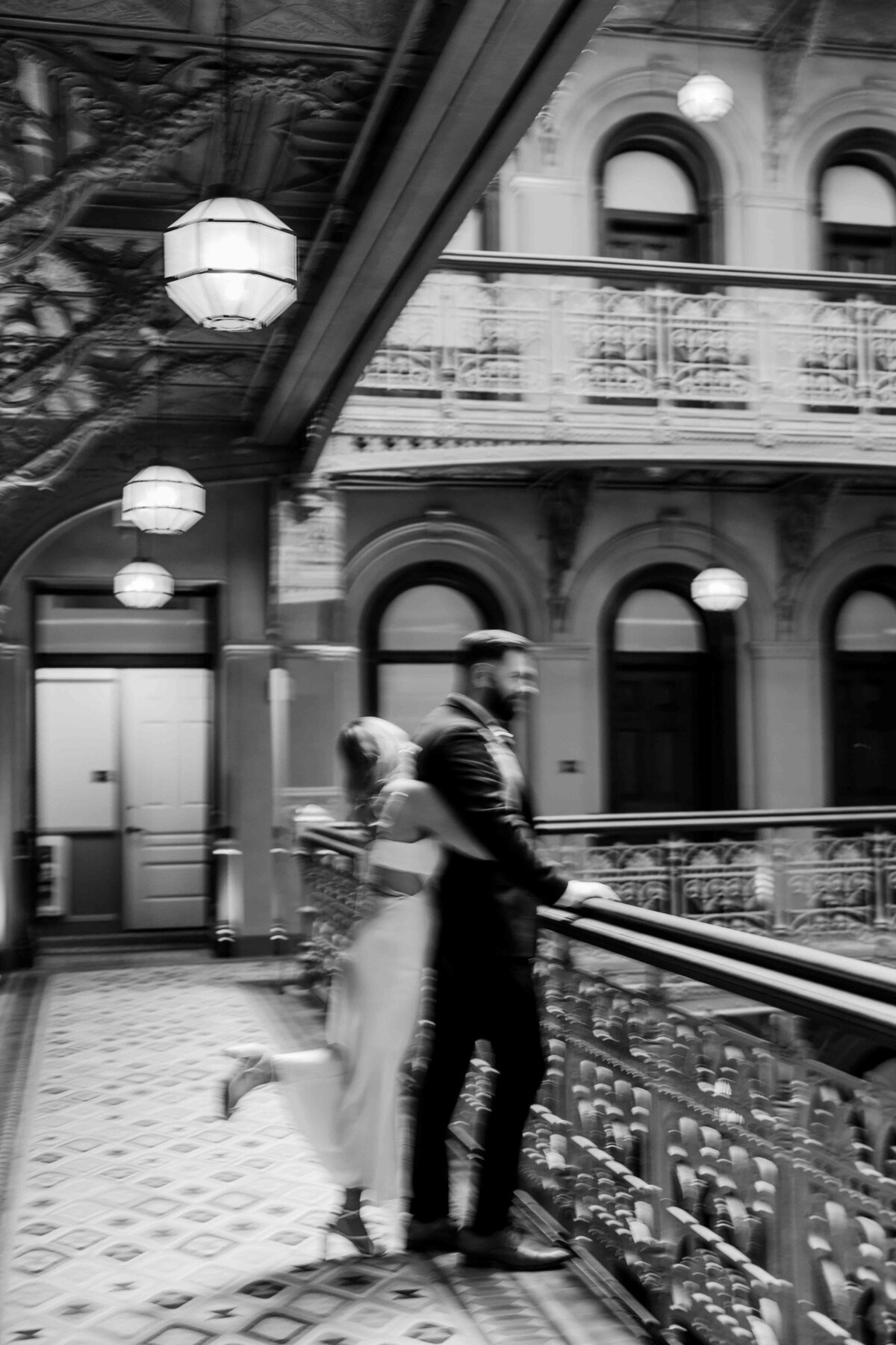 blurry-engagement-photos-beekman