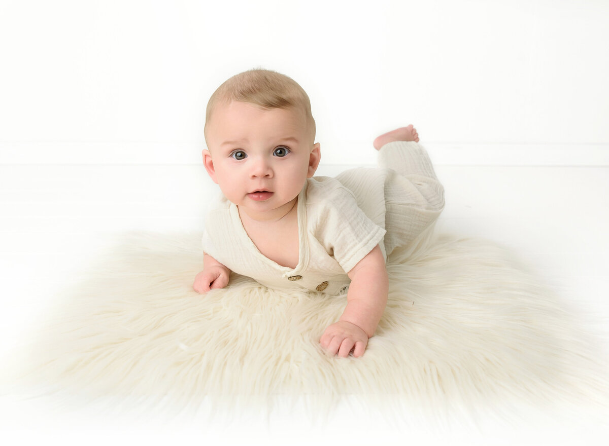 milestone Six-month-one-year-simplistic-cakesmash-keller-dfw -baby-photographer_2880E