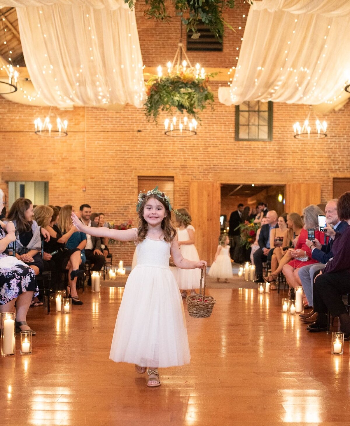 cork-factory-hotel-wedding-ceremony-33