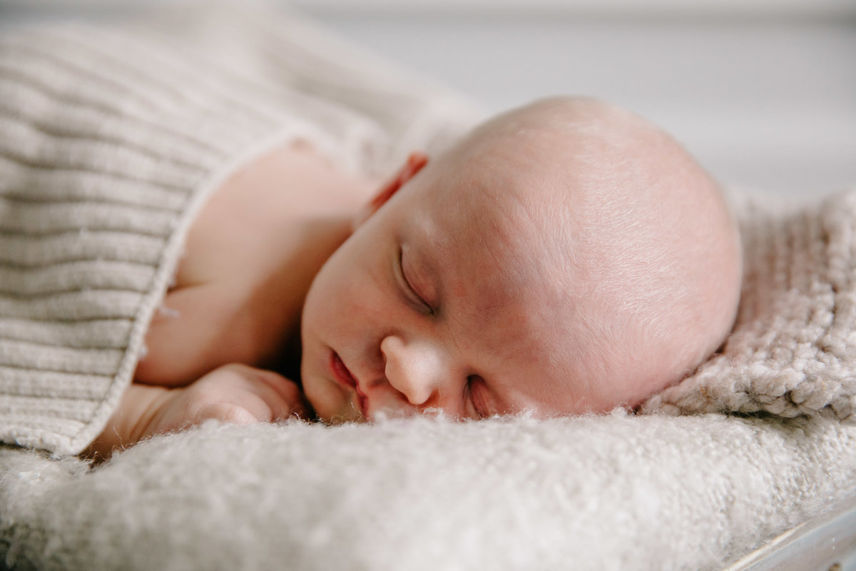 raleigh-newborn-photographers-evan-2660