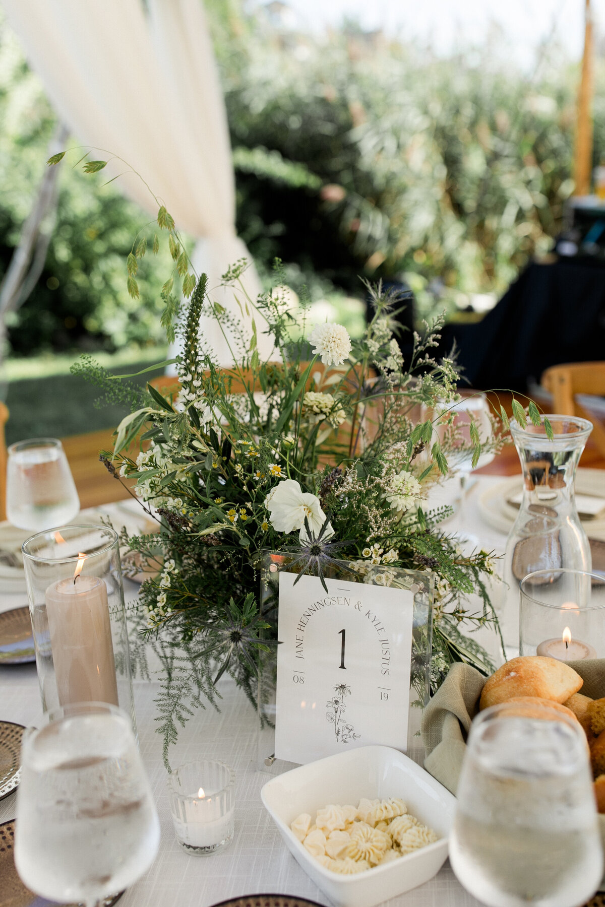 organic-greenery-ct-wedding-centerpiece-botanical-table-numbers